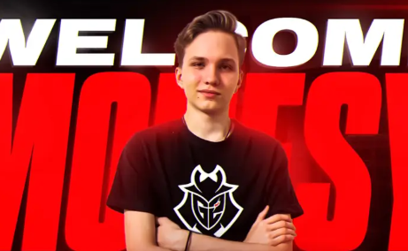 上单选手假装职业选手？1 Jiang Anbesa 错过了很多大招 + 致命地给了 Oh My God 赢得第一场比赛的机会